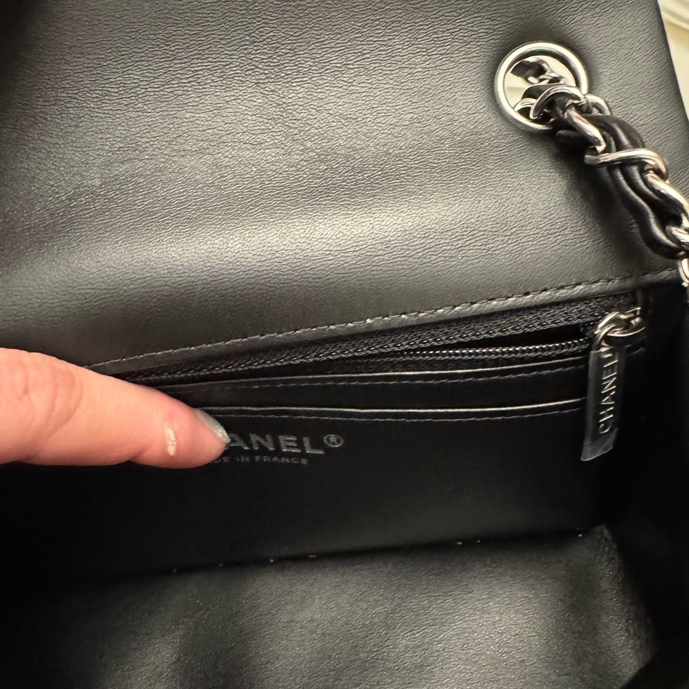 Chanel Mini - Picture 8 of 14